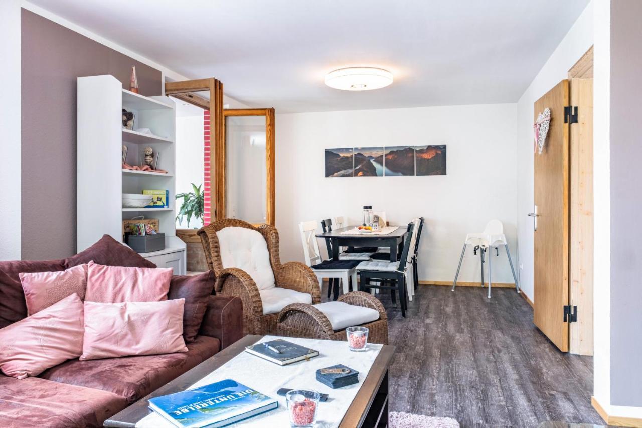 Ferienwohnung Am Elbstrom Штаде Экстерьер фото